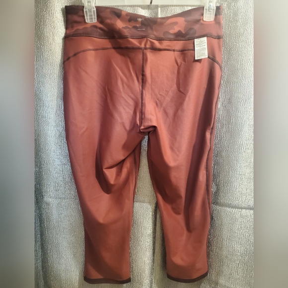 Gap Fit Workout Pants - Picture 4 of 8